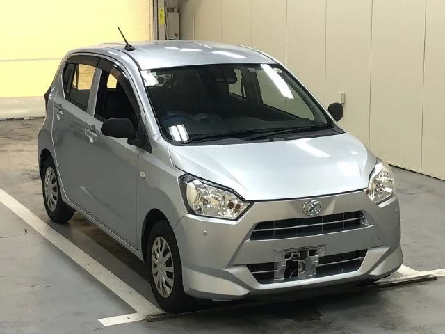Daihatsu Mira e:S LA350S 2021